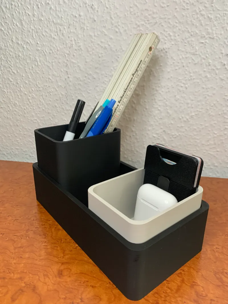 Moderner Desk Organiser