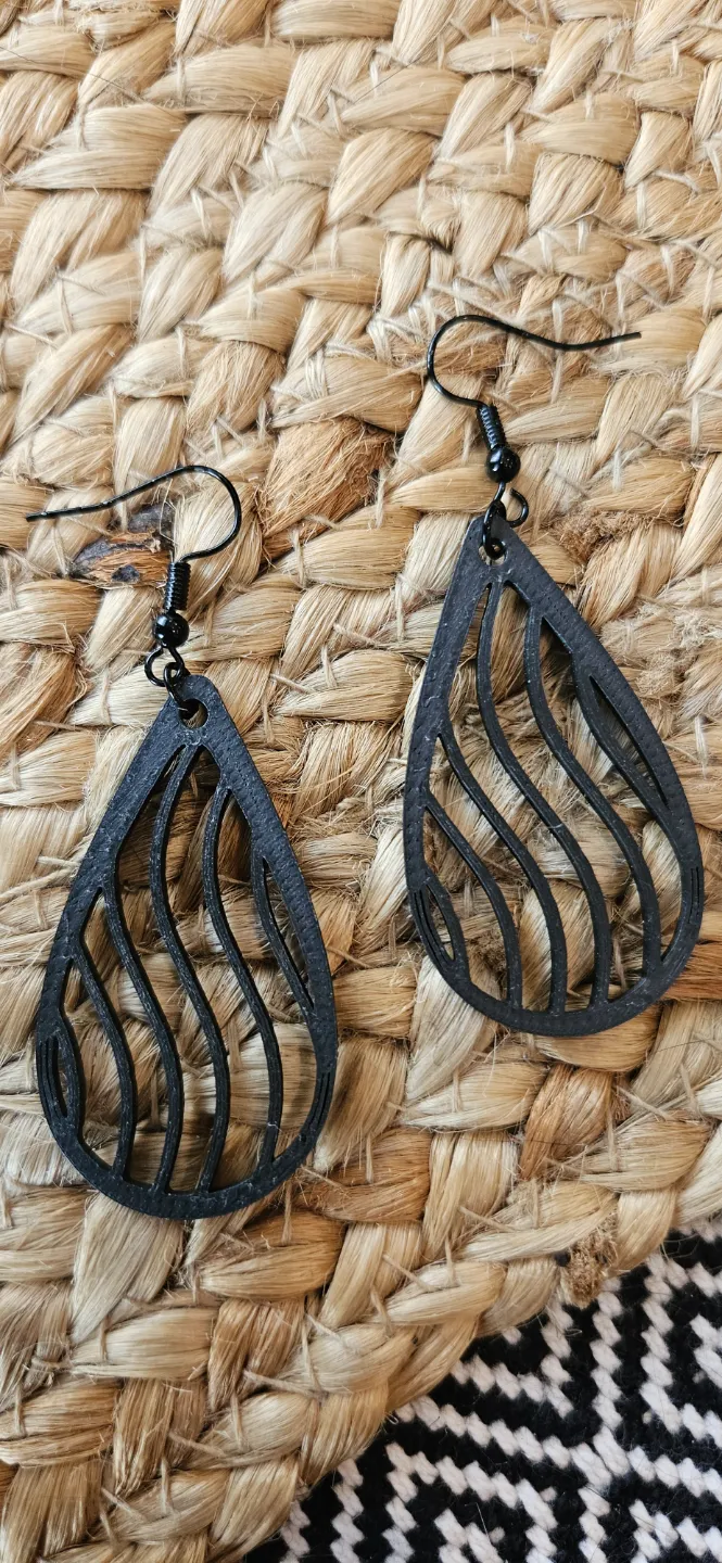 Wave Earrings view 3