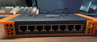 TP-Link TL-SG108 Mounting case