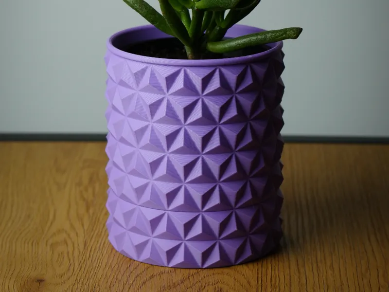 PLANTER WITH TWISTABLE DRIP TRAY - PYRAMIDS