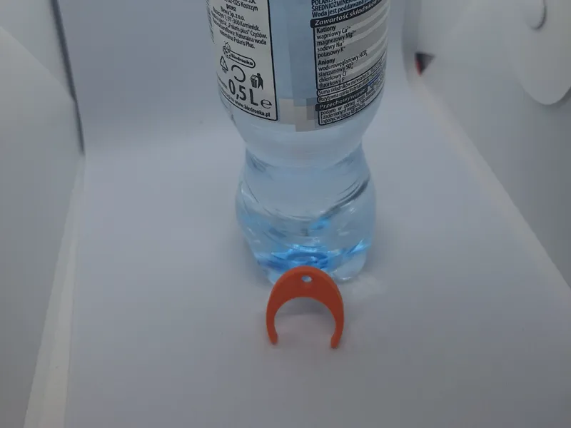 Bottle holder. only 5 min print.