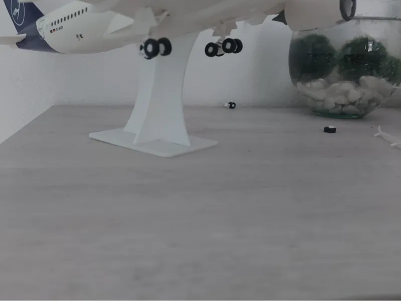 plane stand
