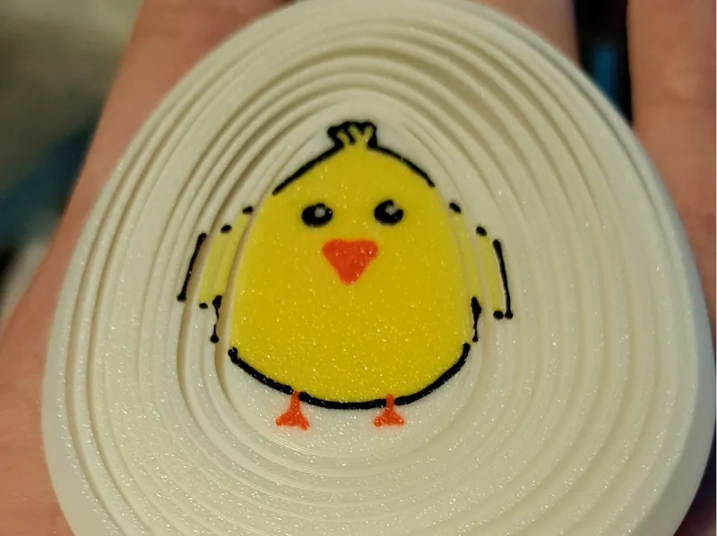Chicken bouncing around an egg fidget