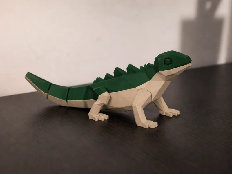 Articulated Tail Lizard