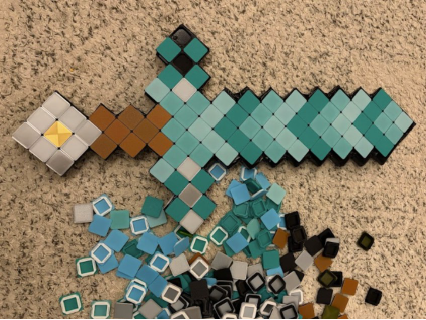Make-your-own minecraft sword with snap-in tiles