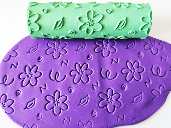 Rouleau texture motif fleurs