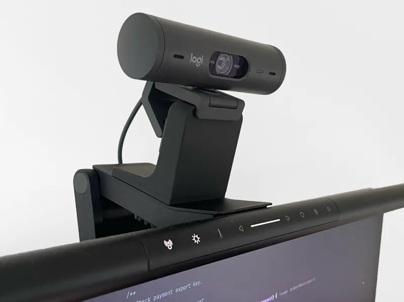 webcam accessory - lightbar adapter