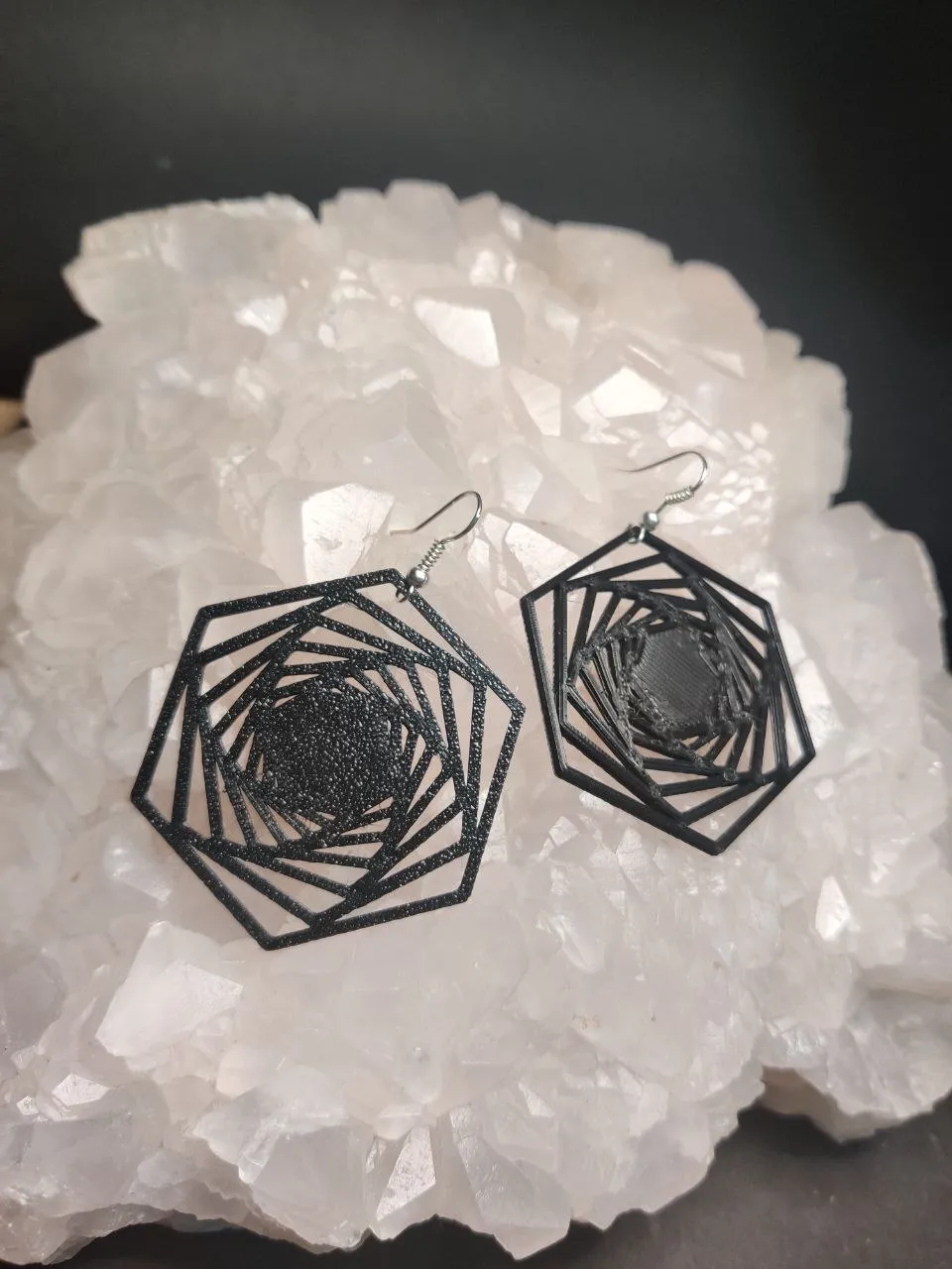 HEXAVORTEX – Earrings That Bend Reality view 4