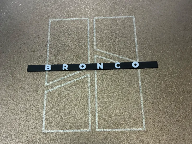 1:10 RC Grill Bronco