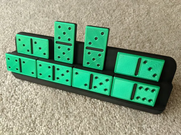 Jeu de dominos avec support