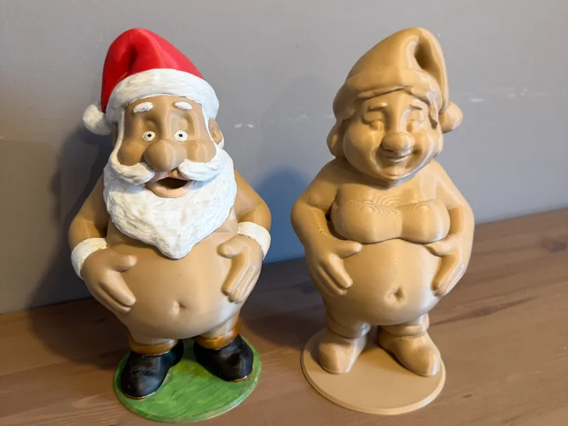 Santa and mrs Claus on vacation
