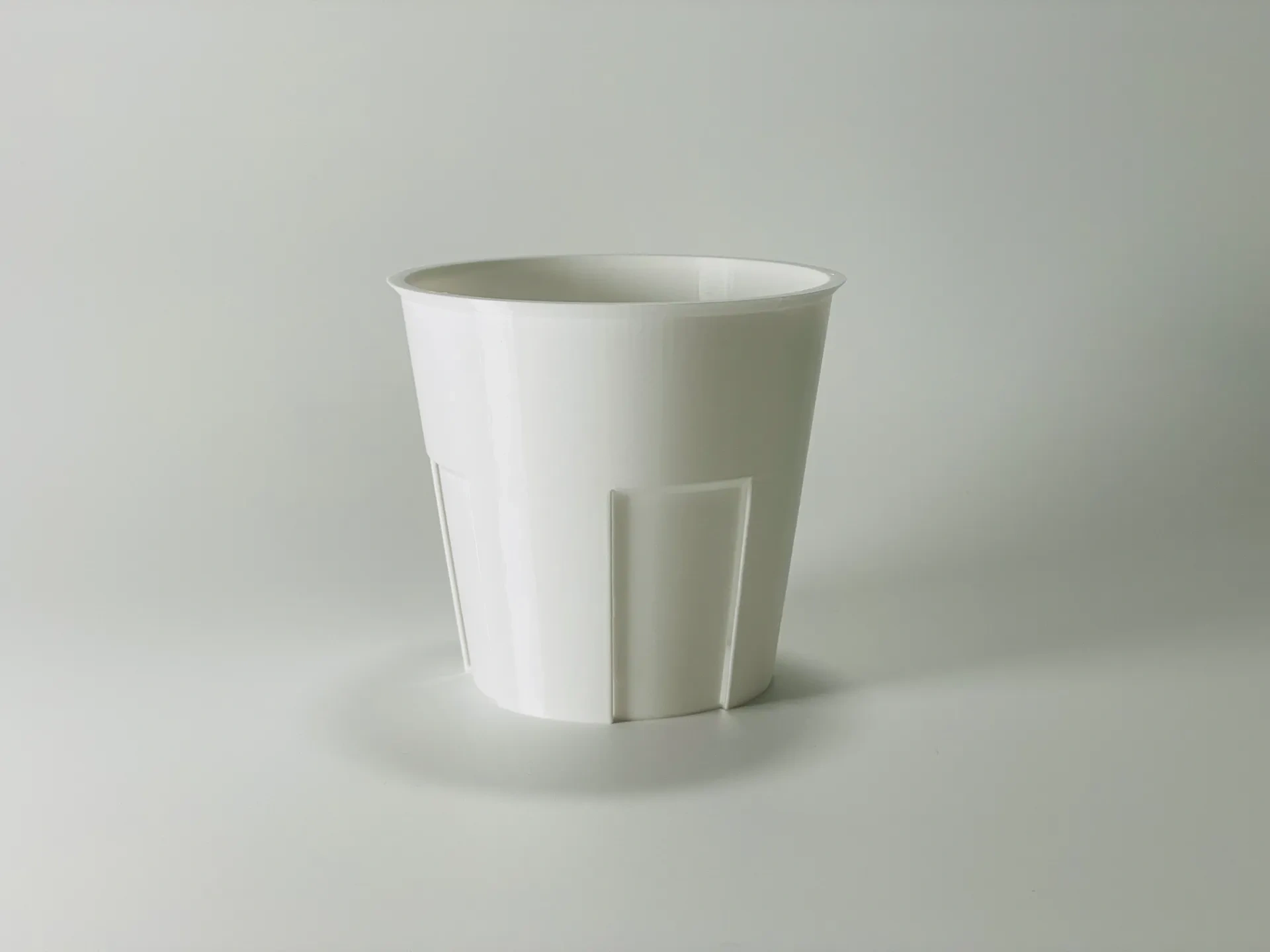 Miniatura 1 do modelo 3D 种植盆/透气透水/花盆内盆
