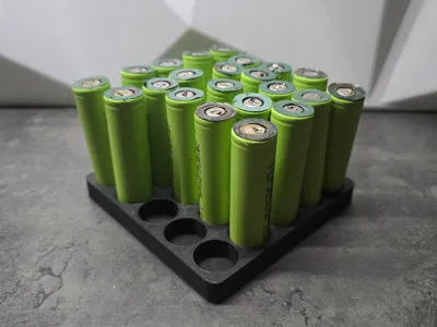 Simple 18650 Storage for 25 Cells