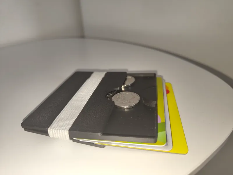 slim simple wallet with cash drawer