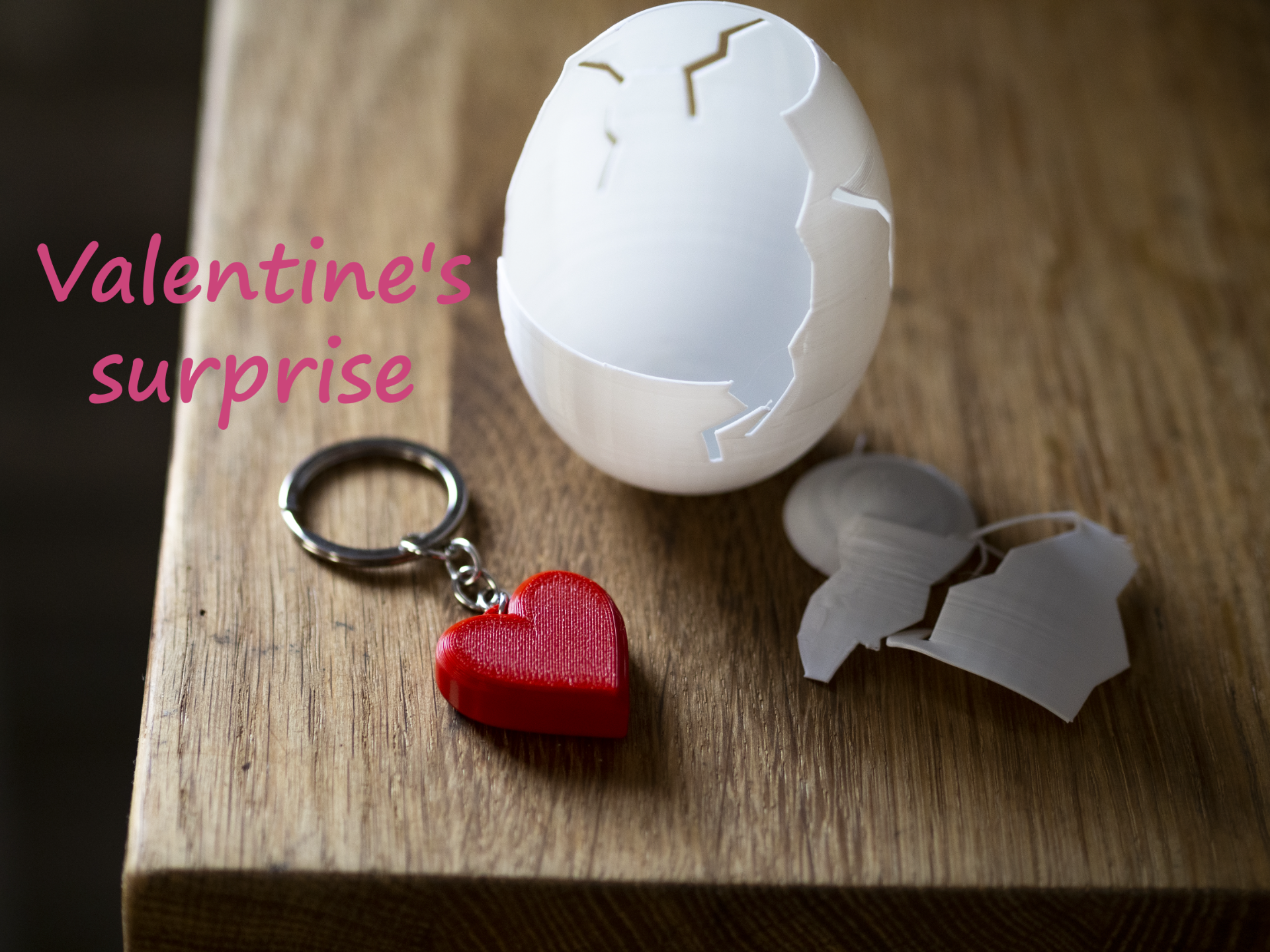 Egg with surprise (heart keychain)