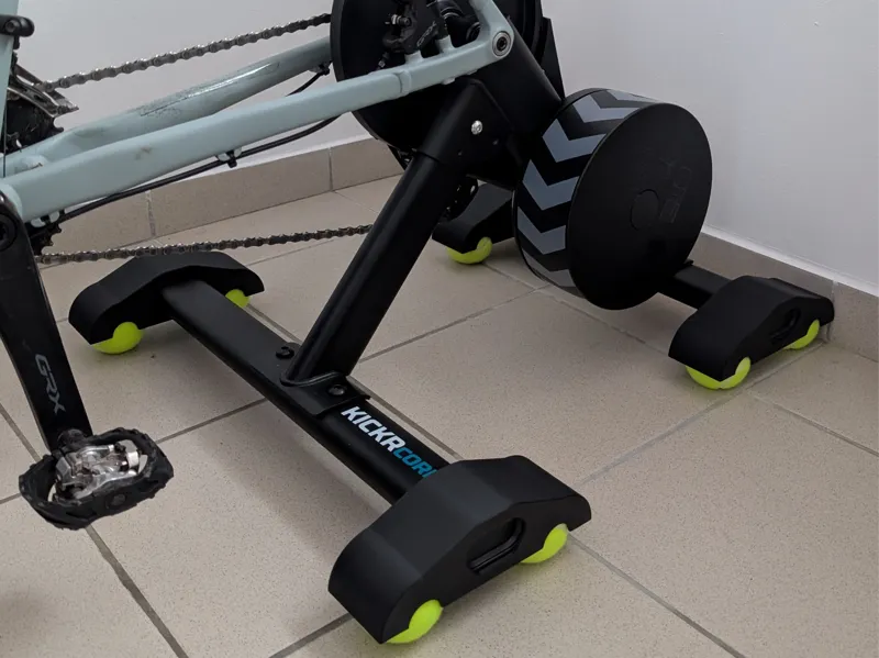 Wahoo Kickr Core V2 Rocker feet (Tennis ball)