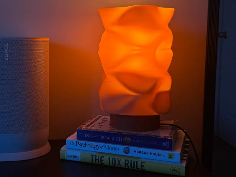 Abstract Crumpled Lamp - Modern Table Lamp