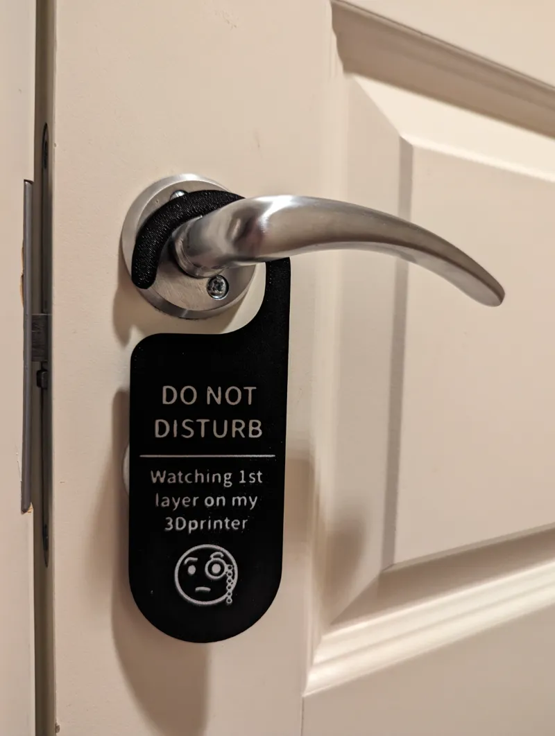 1st Layer Door Hanger