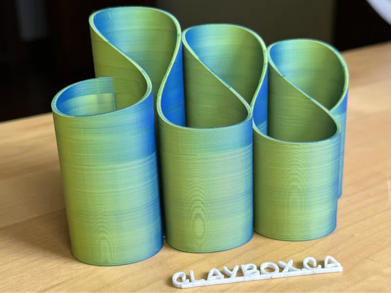 Loop Pen Pot – Sculptural Spiral Desk Holder