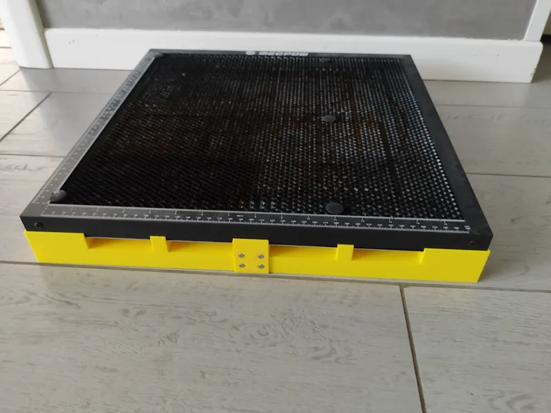 Supporto rialzo 34mm nido d'ape per Laser 44x44cm