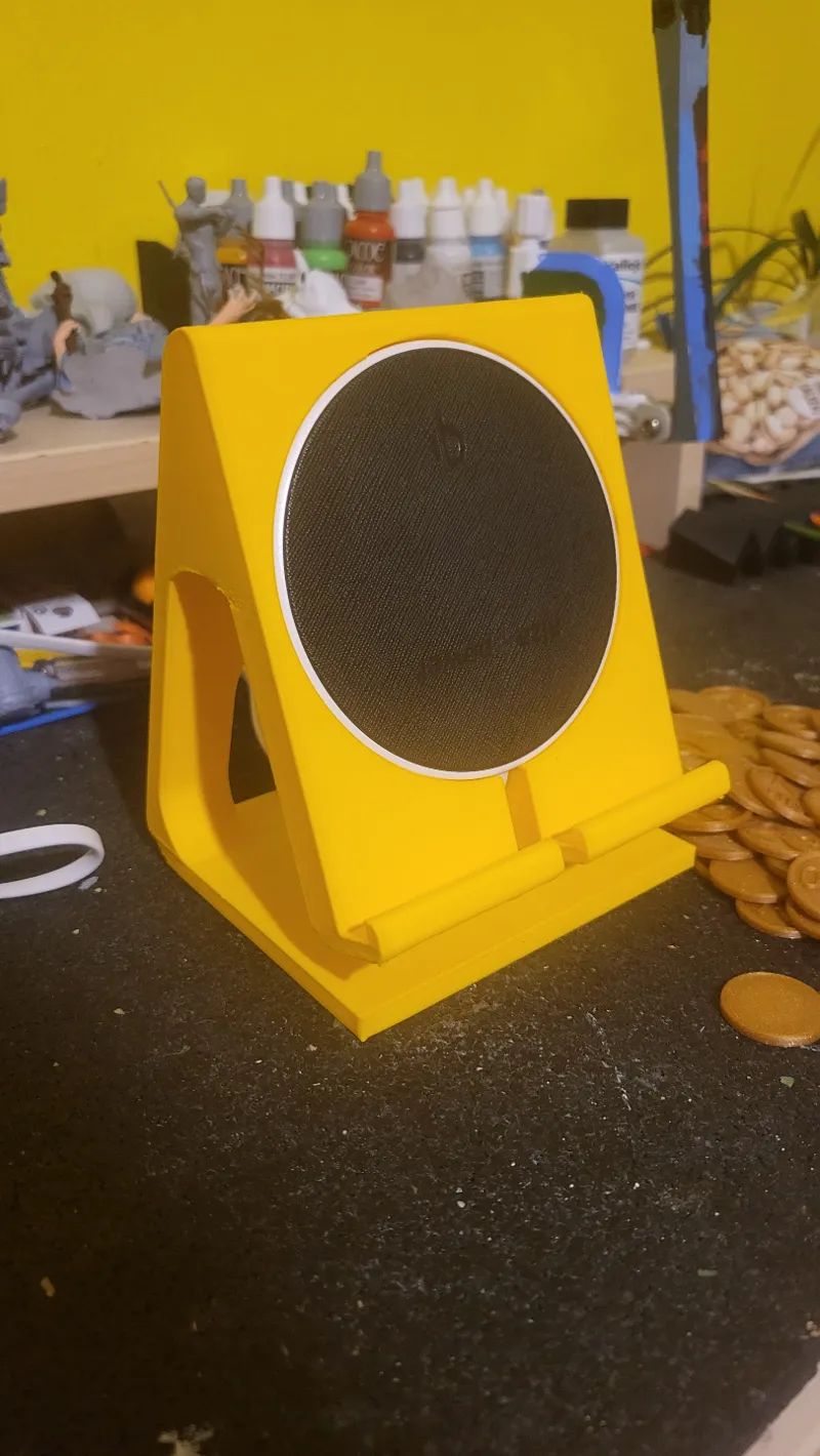 Wireless charger holder for ALZA charger