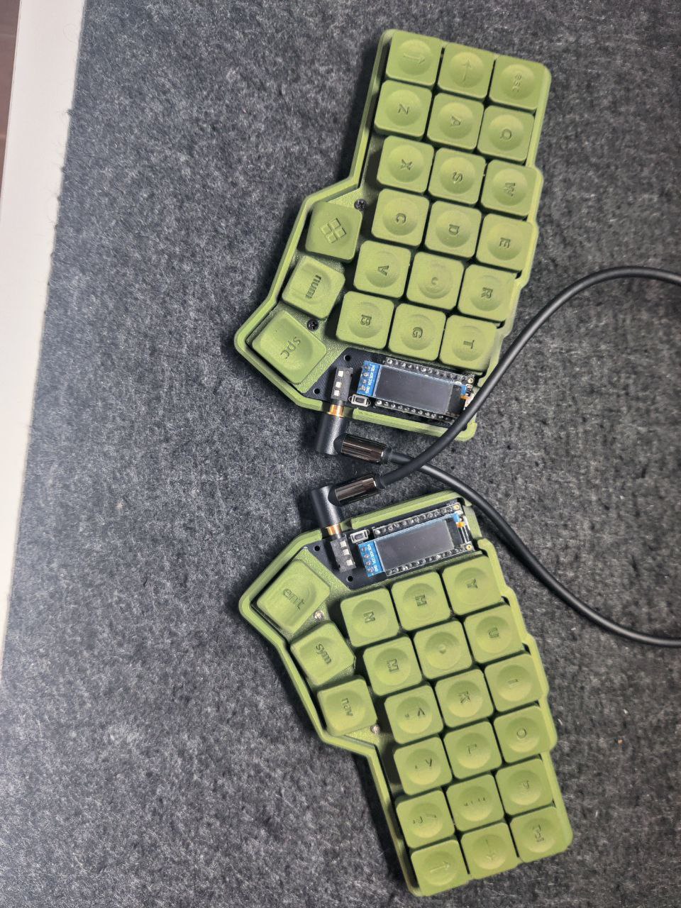 Miniatura 3 do modelo 3D FormKey - A fully 3D Printed keycap set