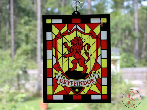 Marco decorativo: Suncatcher - Gryffindor — referencia de MakerWorld