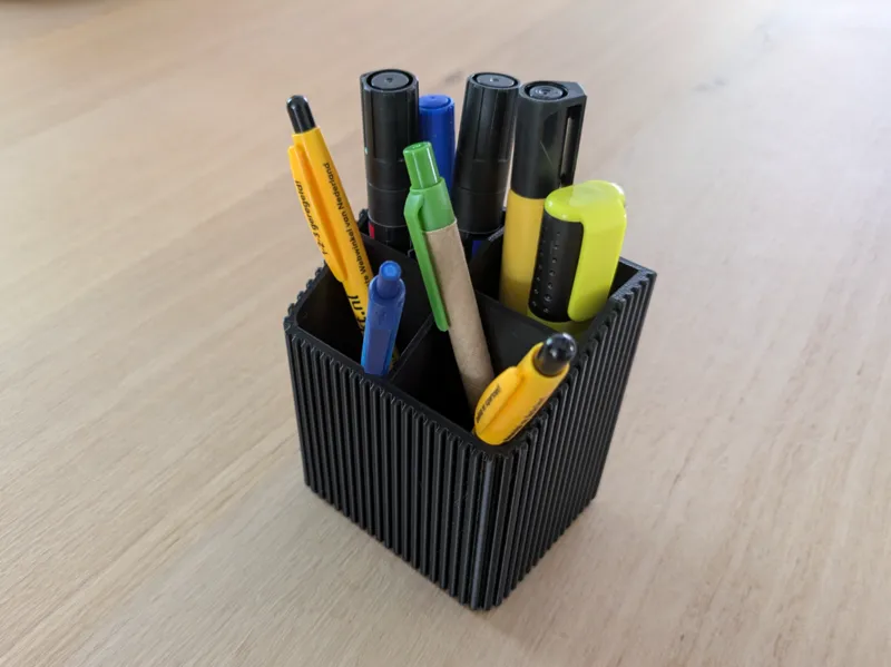 Pen holder with hooks