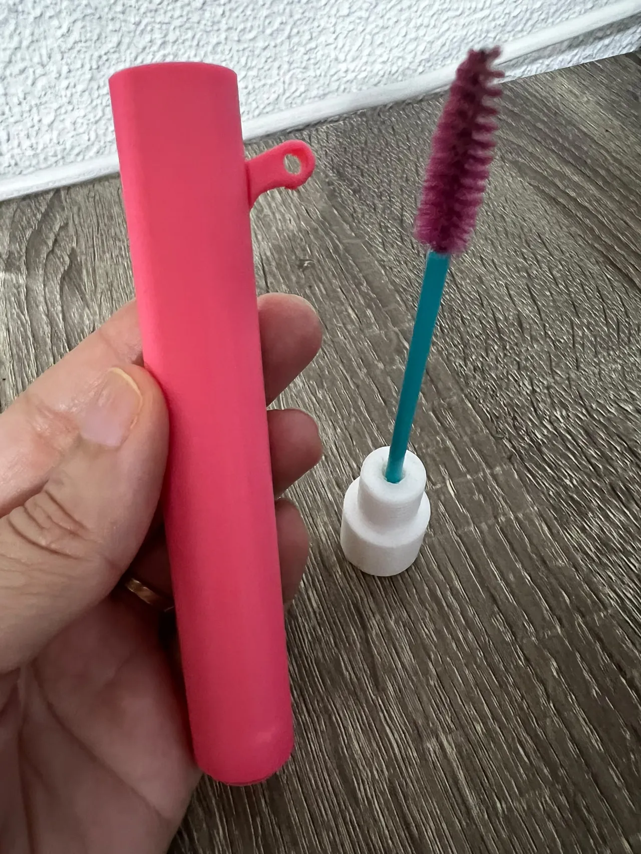 eyelash brush view 2