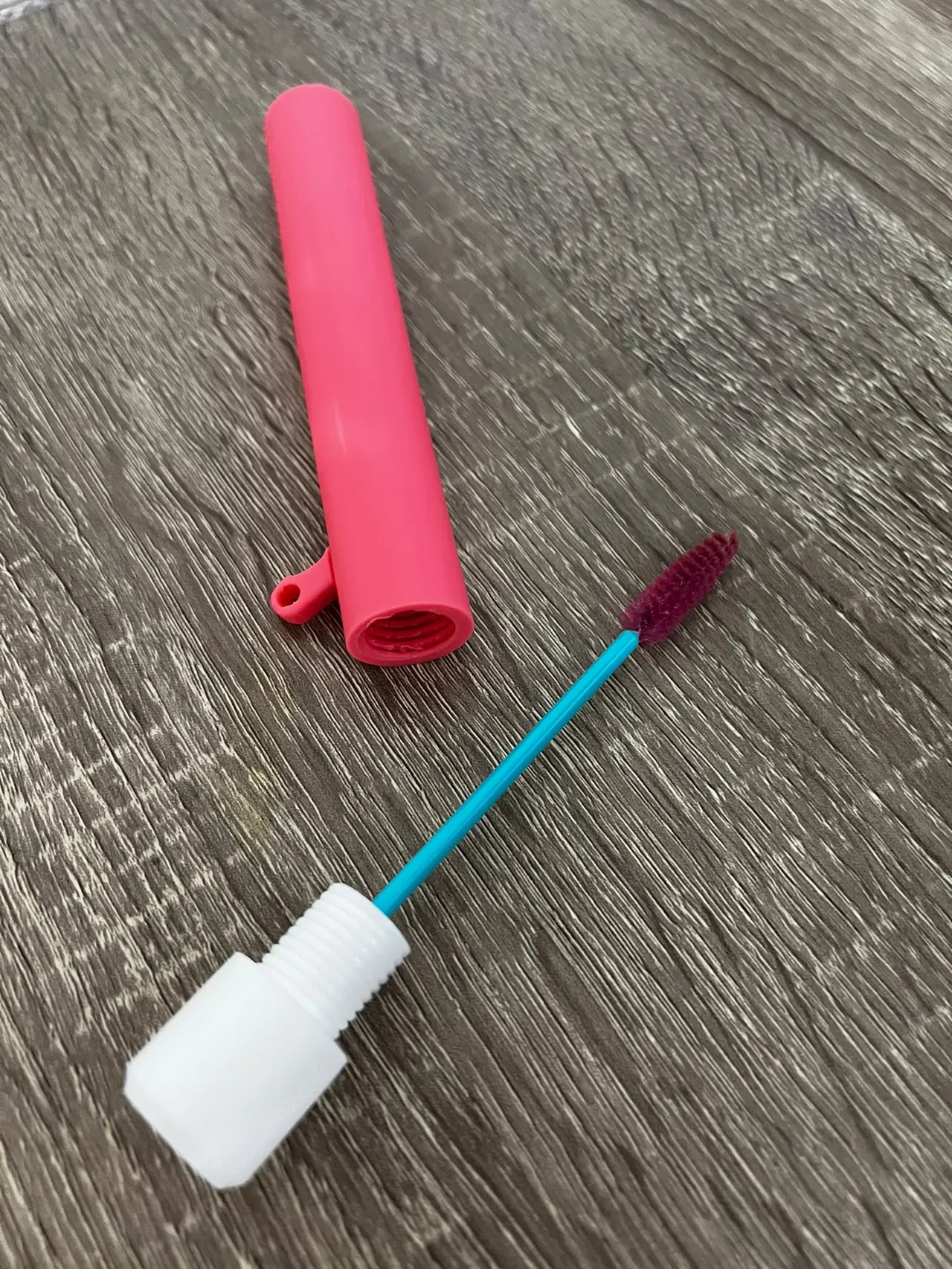 eyelash brush view 3