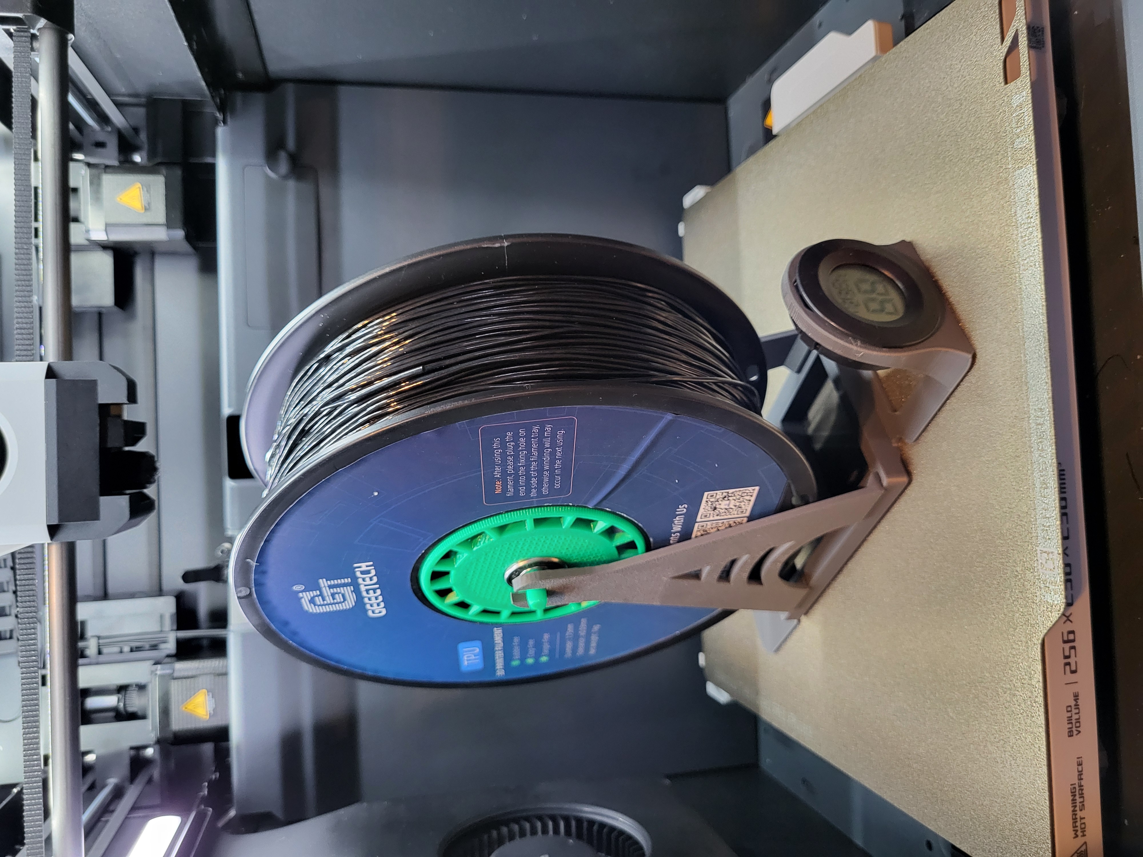 Miniatura 34 do modelo 3D High Performance Spool Desiccant Container Holder