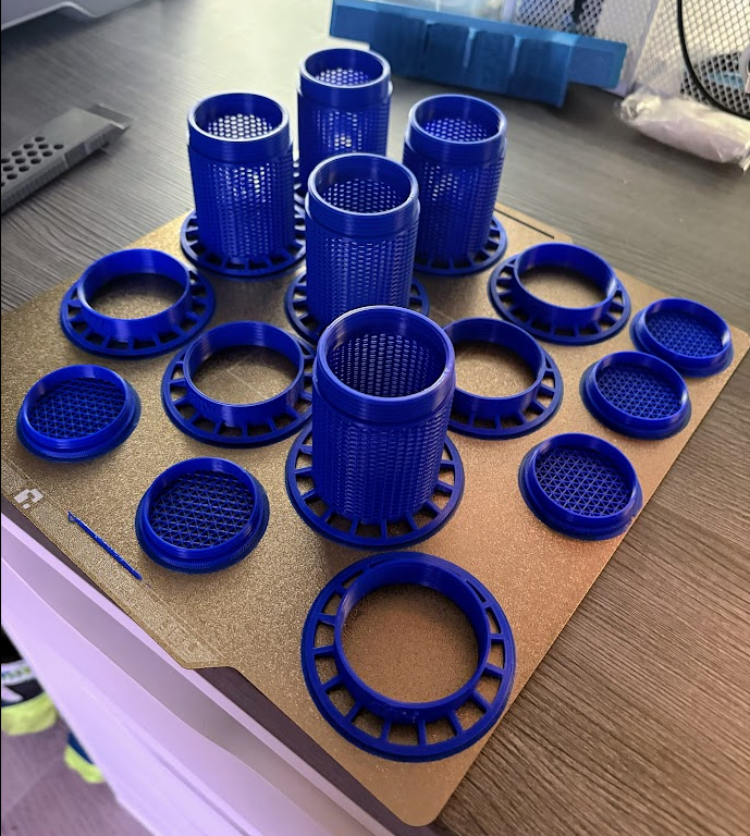 Miniatura 20 do modelo 3D High Performance Spool Desiccant Container Holder