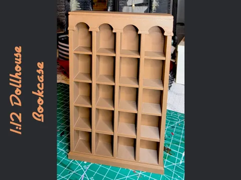 Caja o estuche: 1:12 Dollhouse Bookcase — referencia de MakerWorld