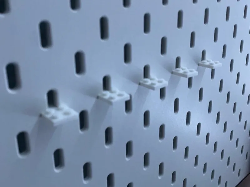 Minifigure plate for IKEA Skadis 2x2