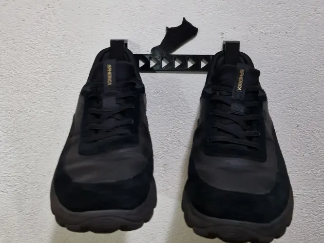 Heavy-Duty Wall-Mounted Shoe Rack
