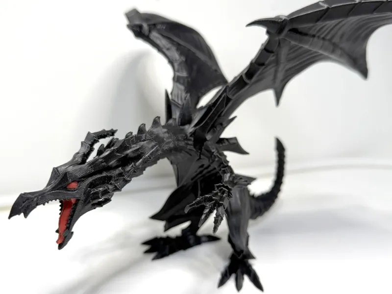 Red Eyes Black Dragon Figure
