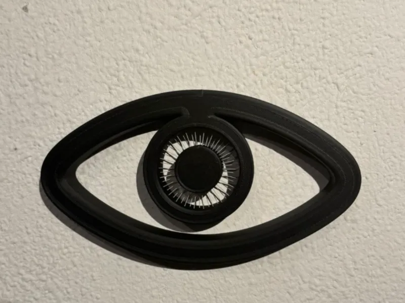 String Art Auge - Moderne Wanddeko mit Aufhängung