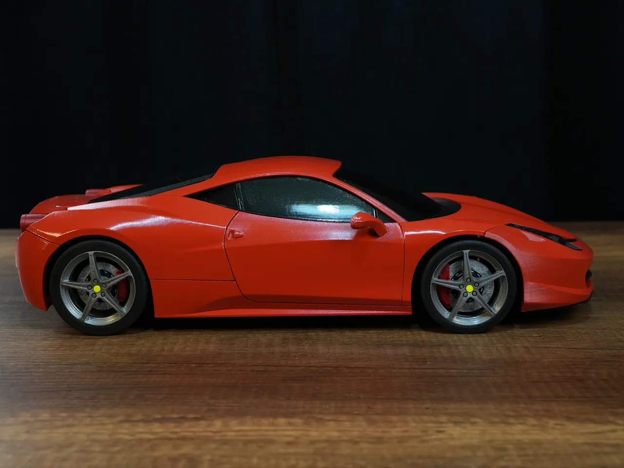 458 Italia - 1/10 Scale Model view 4