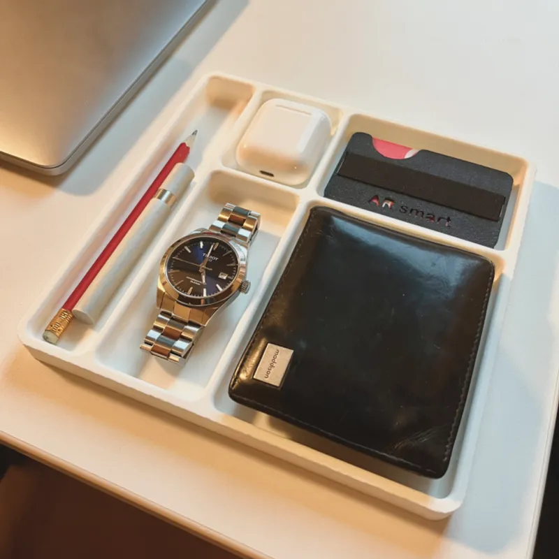 Minimalistic Desk organizer 