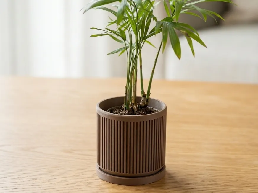 Pot de fleurs moderne avec auto-arrosage optionnel
