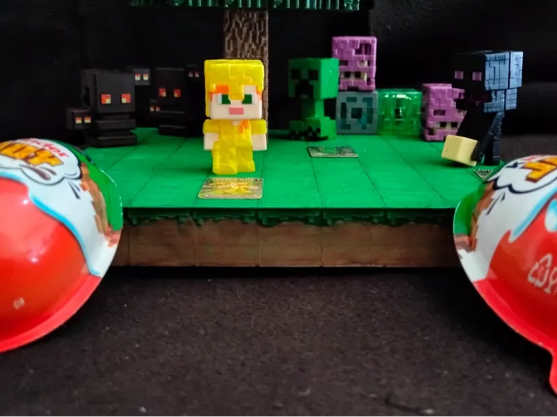 Grass Minecraft for Kinder Joy figures stand
