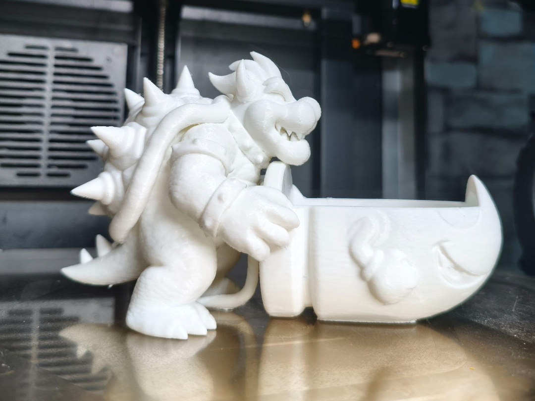 Bowser Desk Organizer