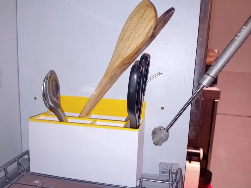 scola posate salva spazio