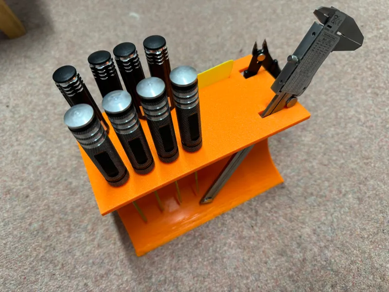 Tool holder