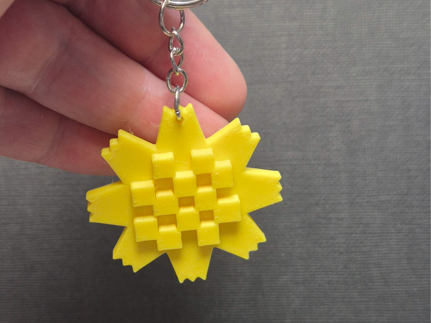 Alarfaj Flower Keychain. Free to sell.