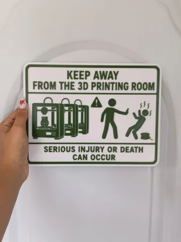 Letrero o emblema decorativo: Keep Away From the 3D printing room — vista de referencia 2