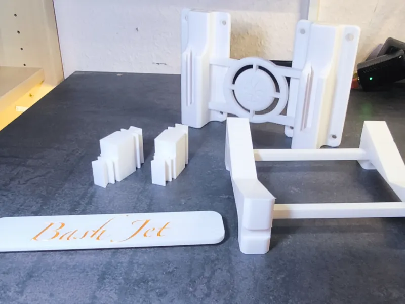 RC Boat Model : Bash Jet Wallmount / Stand