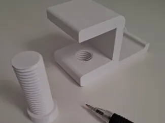 Headphone desk mount