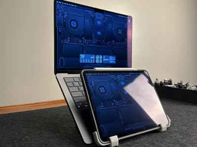 MacBook Pro and iPad Pro Stand Combination