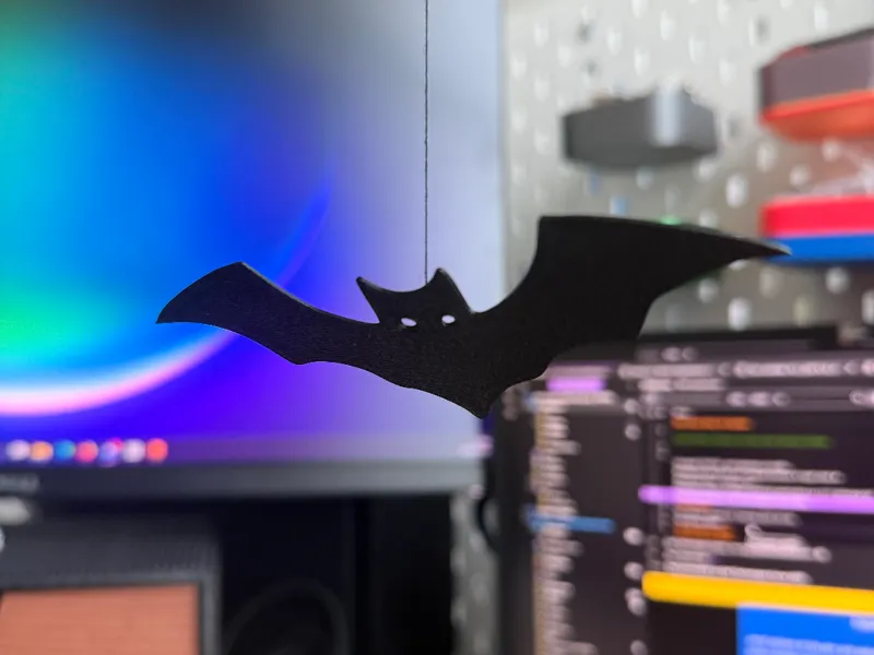 Quick & easy bat decoration for Halloween